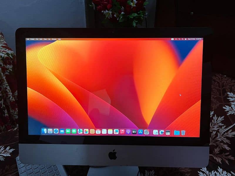 21.5-inch iMac (2017) 7