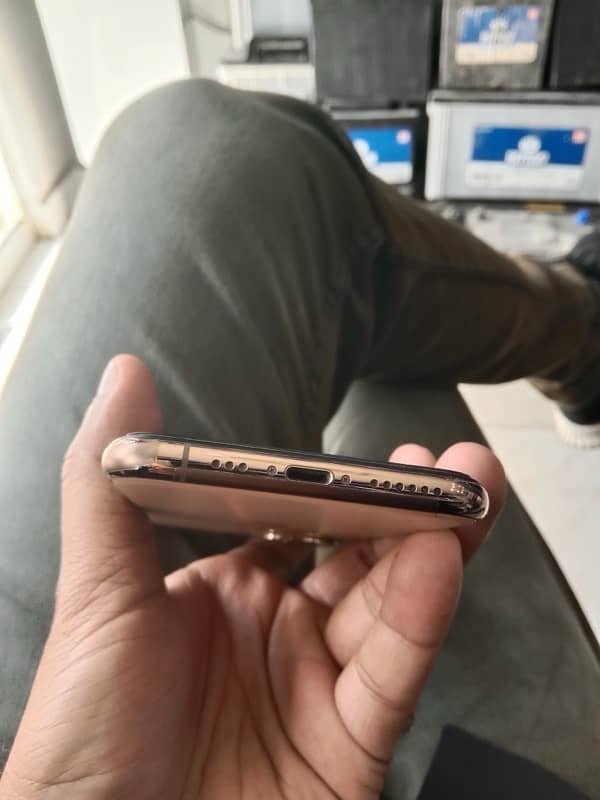 iphone 11pro pta approved 0