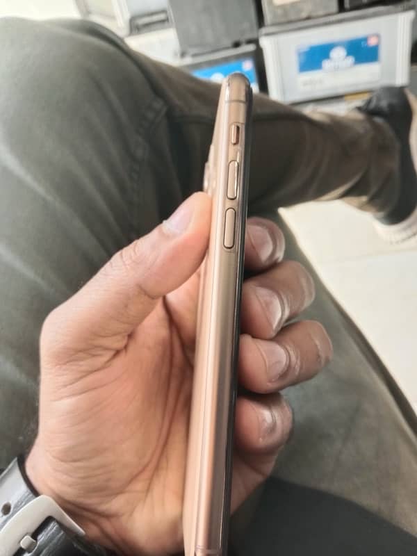 iphone 11pro pta approved 6