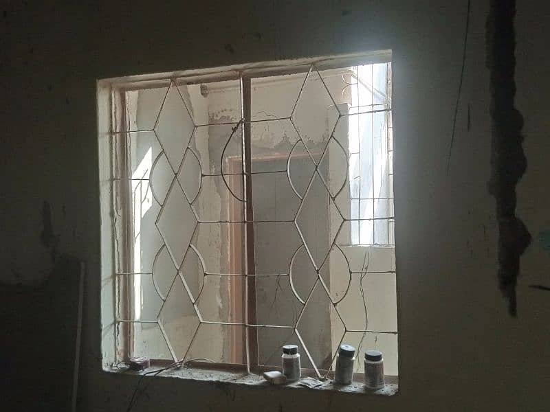 Window for sale in good condition 13