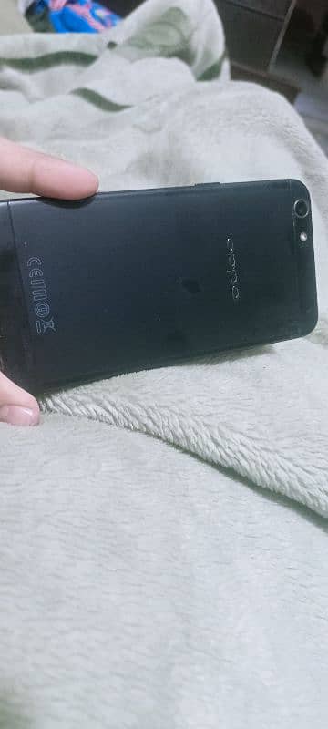 Oppo A57 0