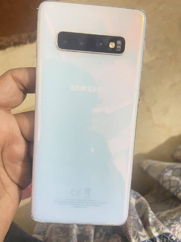 Samsung Galaxy S10 3