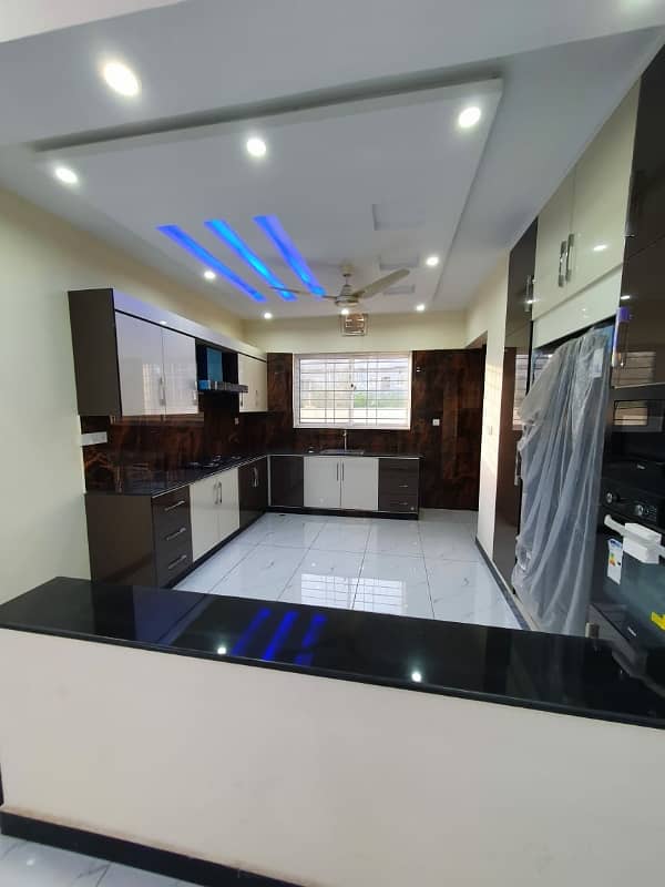 10 Marla Like a Brand New Upper Portion for Rent in G-13 13