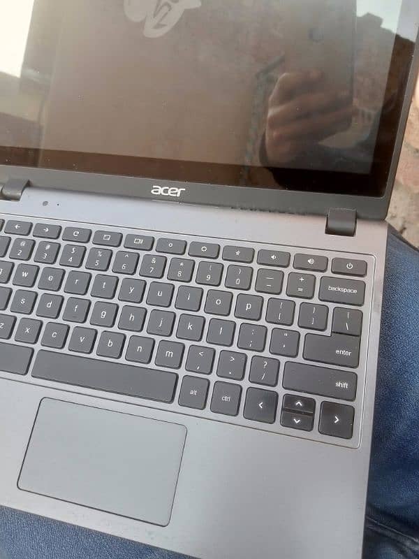 ACER CHROMEBOOK TOUCHSCREEN 4