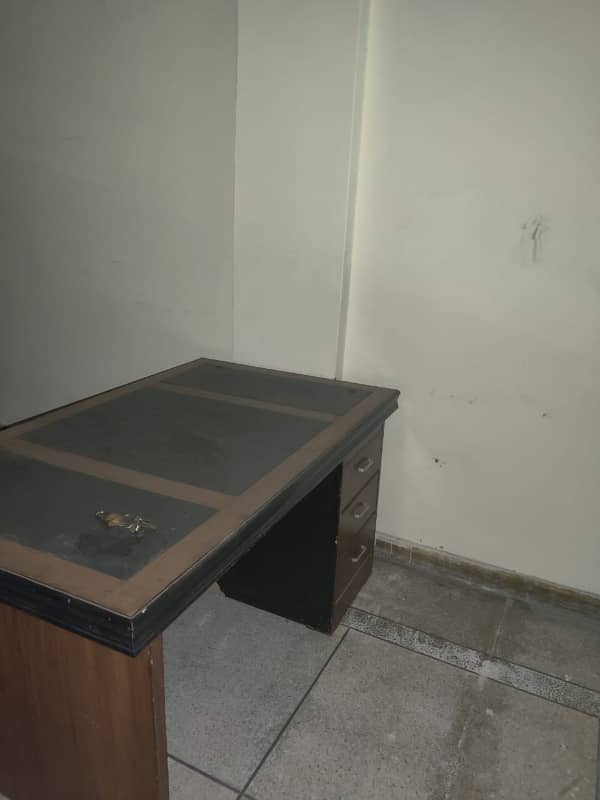 Non furnished office for rent for software house or studio in model town link road 8