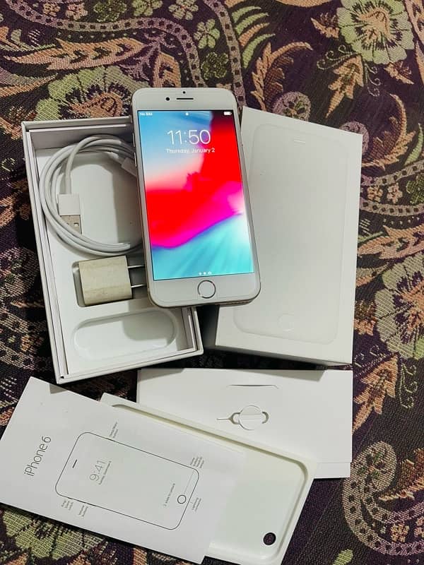 iPhone 6 (64gb)urgently sale. 0/3/0/6/4/3/9/8/4/3/0 1