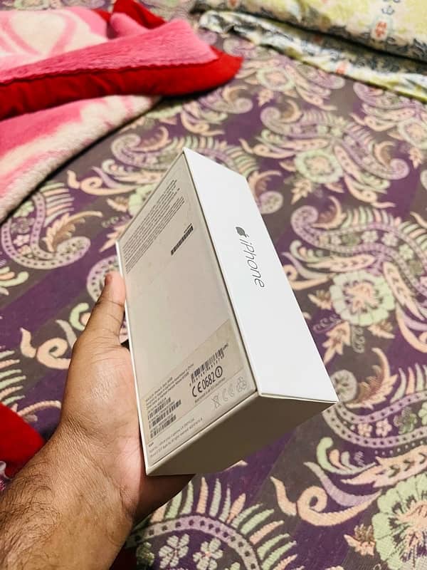 iPhone 6 (64gb)urgently sale. 0/3/0/6/4/3/9/8/4/3/0 8