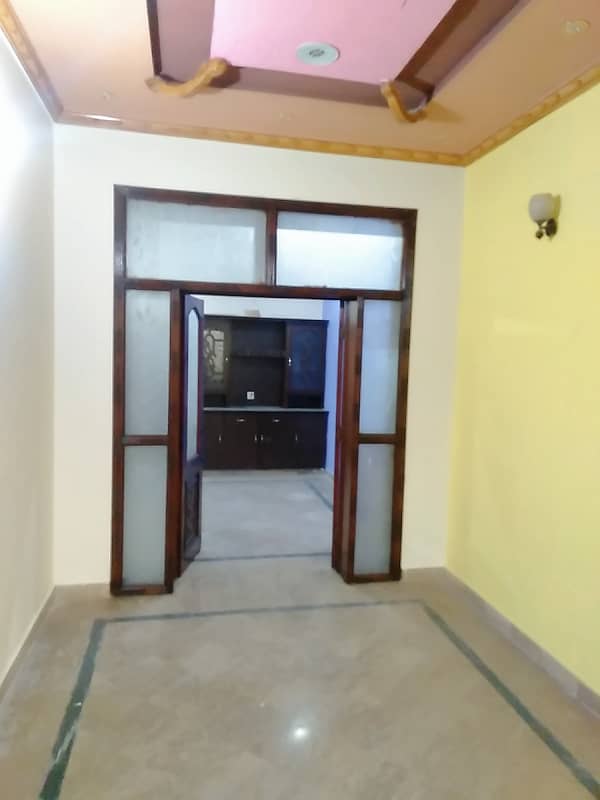 Vip beautiful 5 marla upper portion is available for rent in sabzazar lhr 3