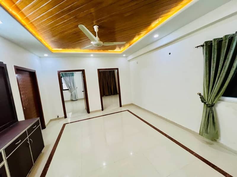 1 Kanal Upper Portion For Rent In Nasheman Iqbal Phase 1 At Very Ideal Location Very Close To Main Road 5