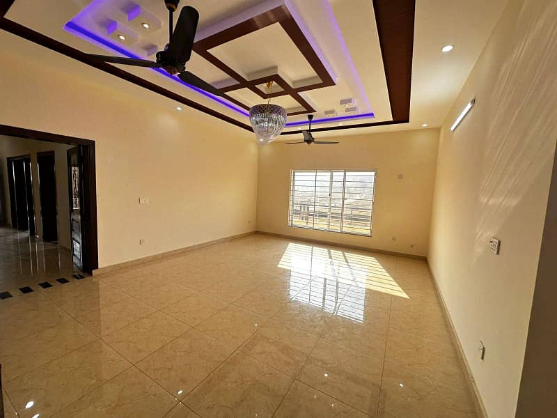 1 Kanal Upper Portion For Rent In Nasheman Iqbal Phase 1 At Very Ideal Location Very Close To Main Road 10