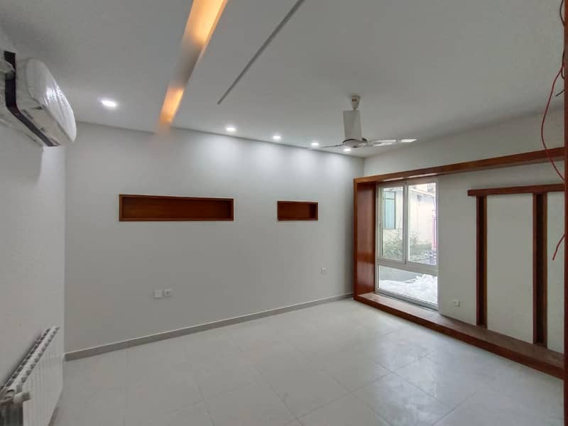 Unmatched Space: 15-Bedroom House for Rent in F-6! 10