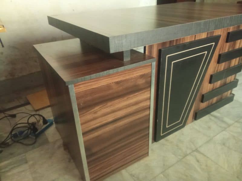 New Office Table for sale fully Designed 1