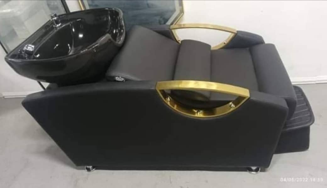 salon chair - saloon chair- parlour chair- manicure - pedicure chair 1