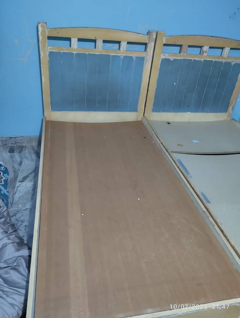 Single Bed Pair 0