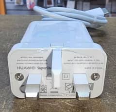 Huawei Mate 10Pro 22.5Watt/W original box plugged charger 03234806676