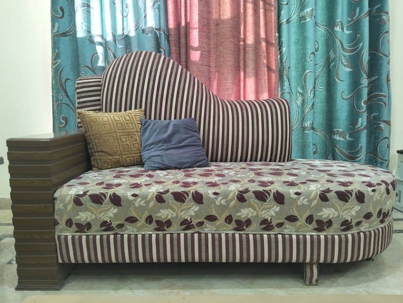 Sofa And Table Set 4