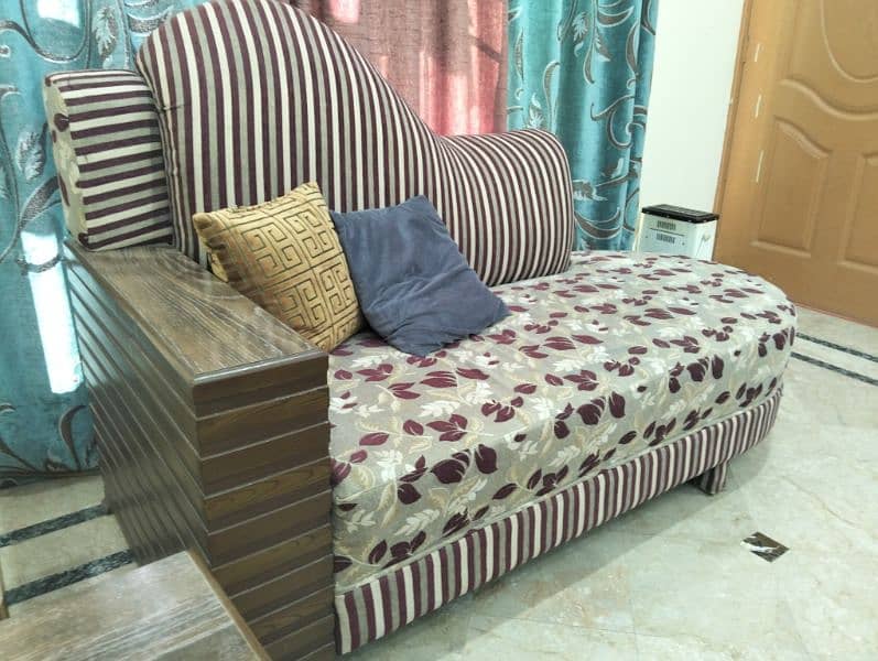 Sofa And Table Set 5