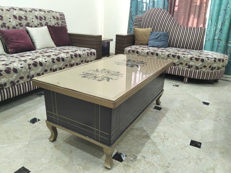 Sofa And Table Set 7