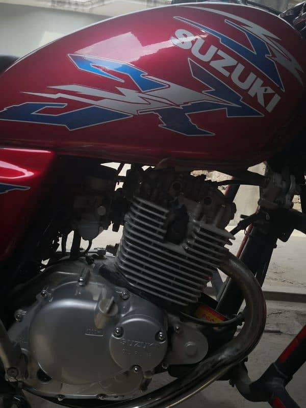 Suzuki Gs 150 se like brand new 4