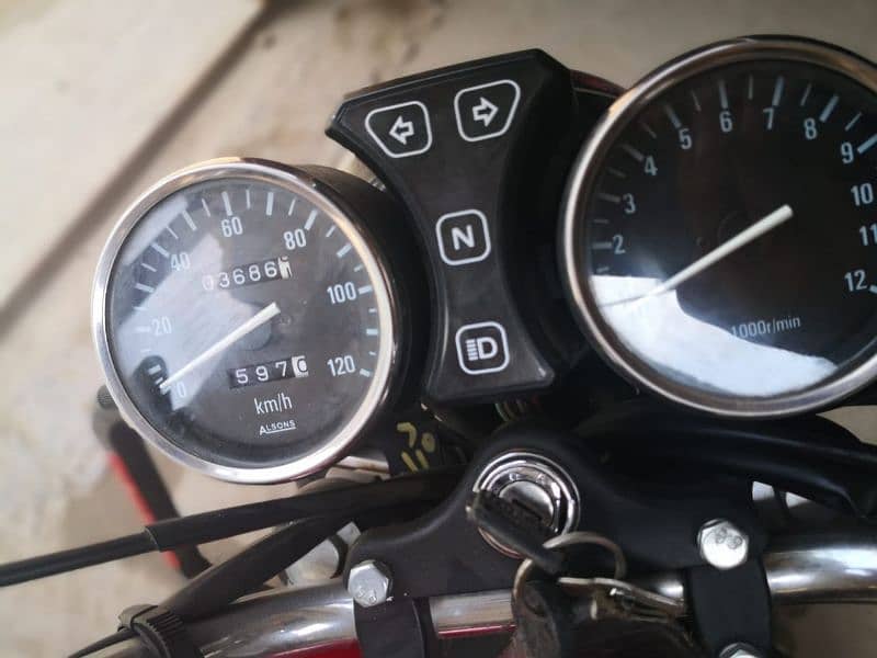 Suzuki Gs 150 se like brand new 12