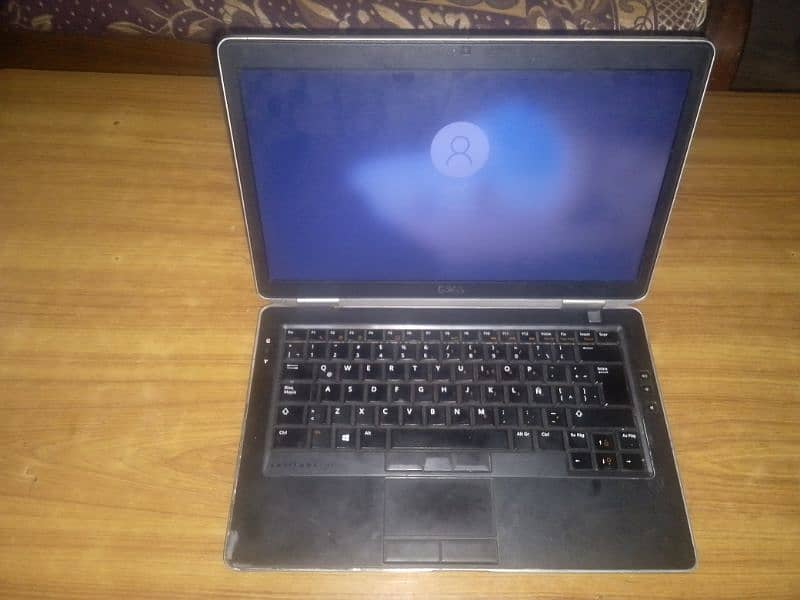 Dell latitude laptop corei5 4gen 500gb hhd with free bag deliverable 4