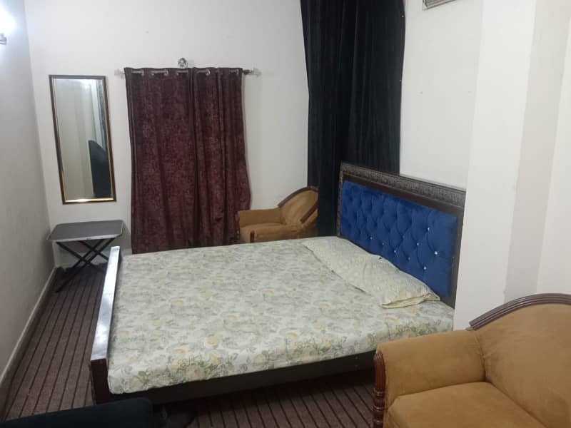 1 AND 2BEDS FURNISHED FLAT ROOM FOR RENT IN ALLAMA IQBAL TOWN 16