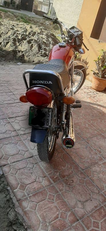 Honda CG 125 Model 2015 - B 7