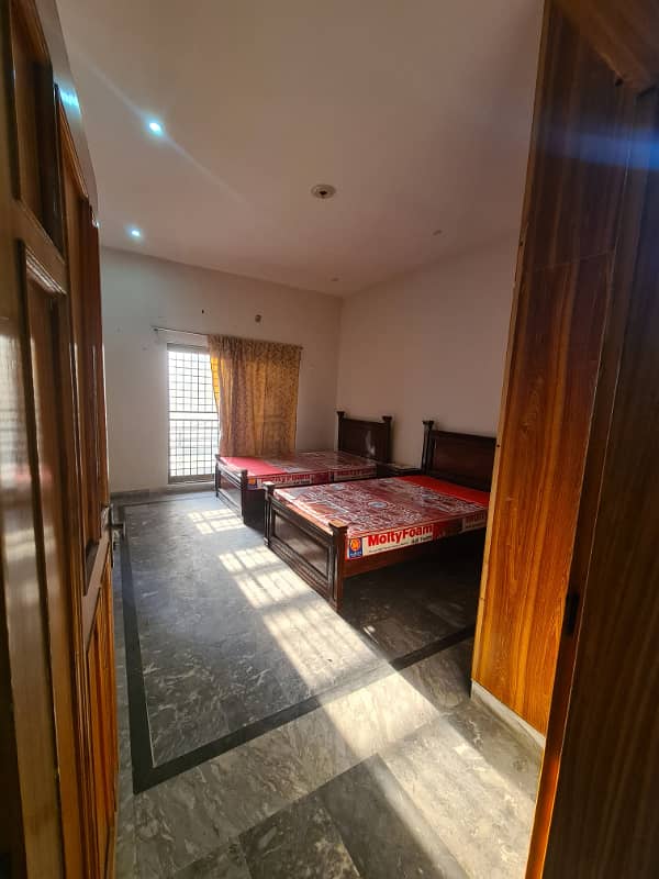 10MARLA MARBLE FLOORING UPPER PORTION FOR RENT IN ALLAMA IQBAL TOWN 5