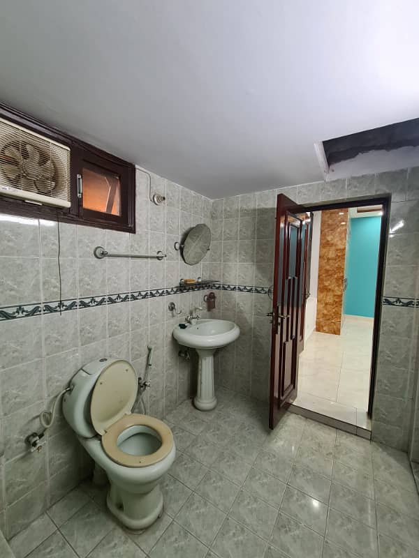 10MARLA NEW TILE FLOORING UPPER PORTION FOR RENT IN ALLAMA IQBAL TOWN 7