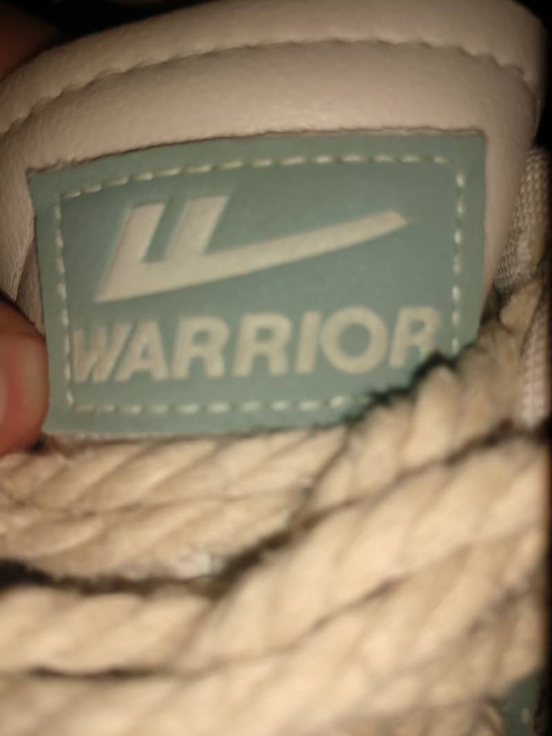 Fresh PRELOVED Original WARRIOR trending sneakers 2