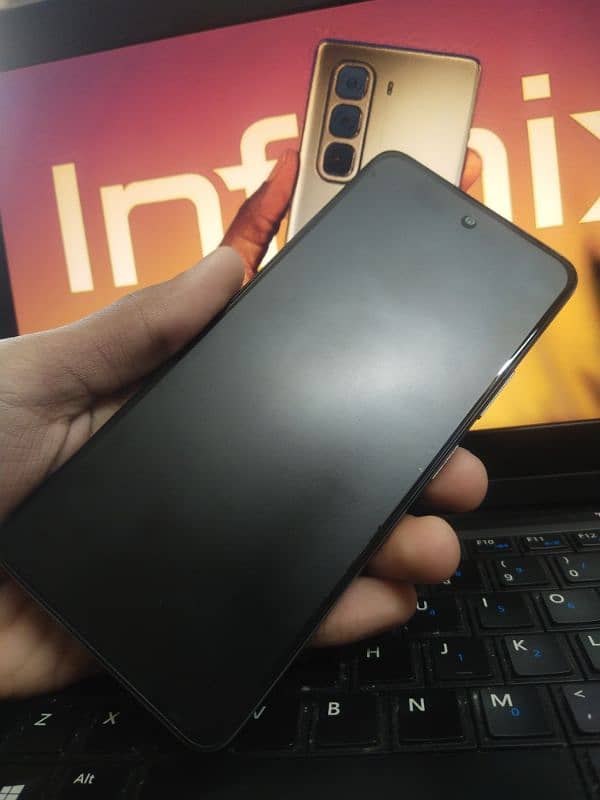 Infinix Hot 50 8/128 Gb 1