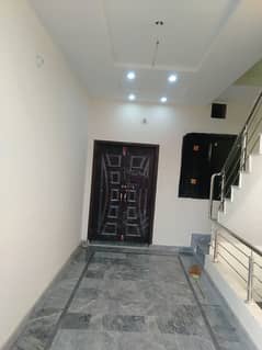 Vip beautiful 5 marla upper portion is available for rent in sabzazar lhr