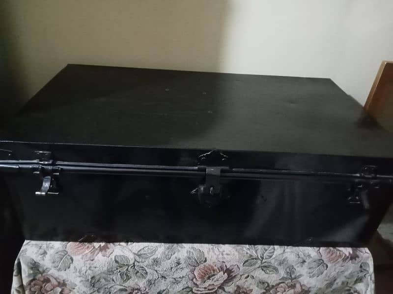 "High-Quality Used Furniture for Sale – Affordable Prices!" 3