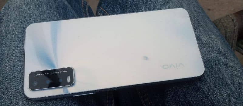 Vivo Y20 urgent Sale 10