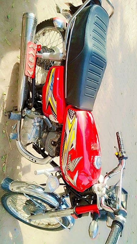 Honda cg 125 2011 model 2