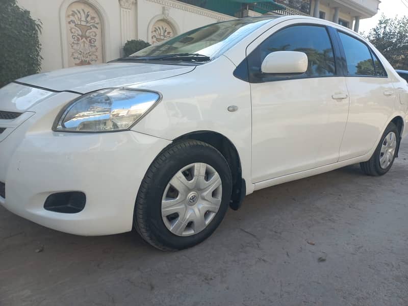 TOYOTA  BELTA 2006/2011 1