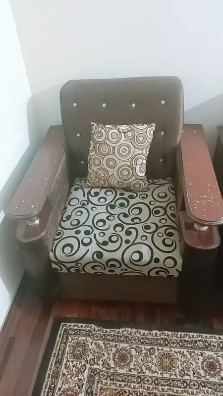 sofa set with table 1