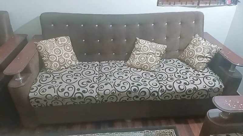 sofa set with table 3