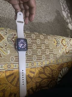 apple watch series 4