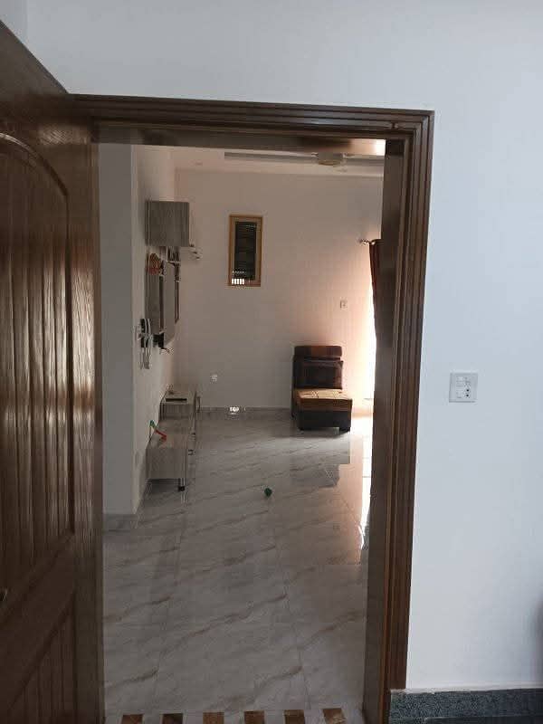 1 Kanal Like A New Beautiful Upper Portion For Rent In valencia 9