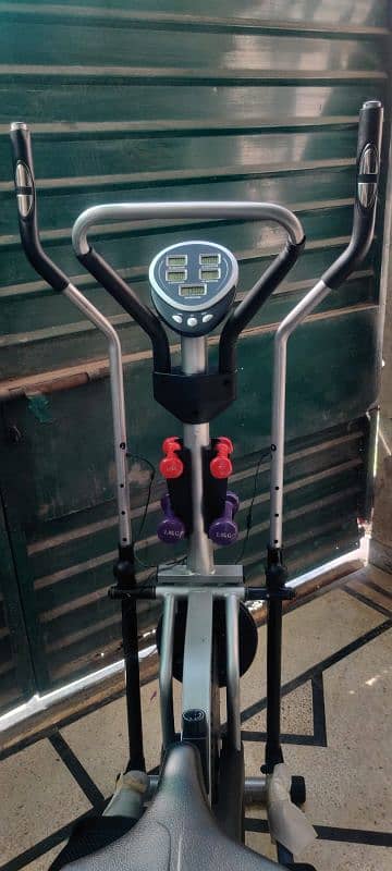 4 in 1 Elliptical Cycle dumbbells Twister 1