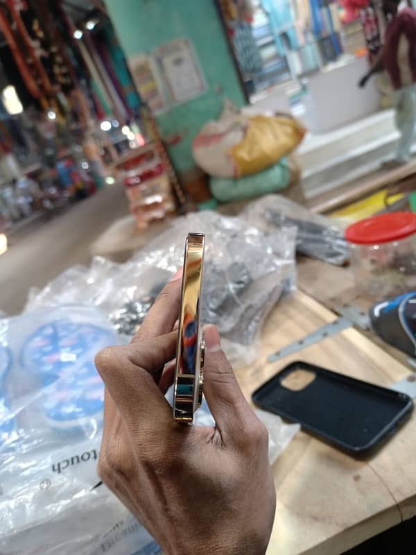 iPhone 12 pro max 128gb jv golden colour 2