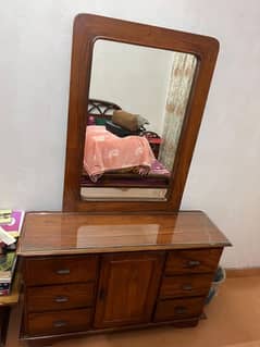 Dressing table