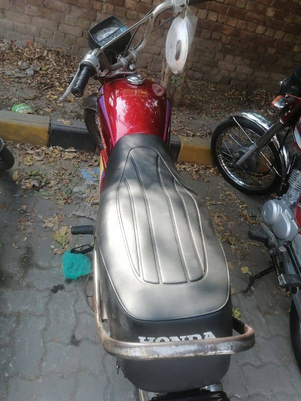 Honda 70 all ok bike hai 0