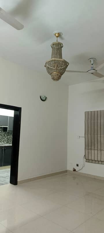 10 Marla House For Rent Tile Flooring Iqbal Town 8