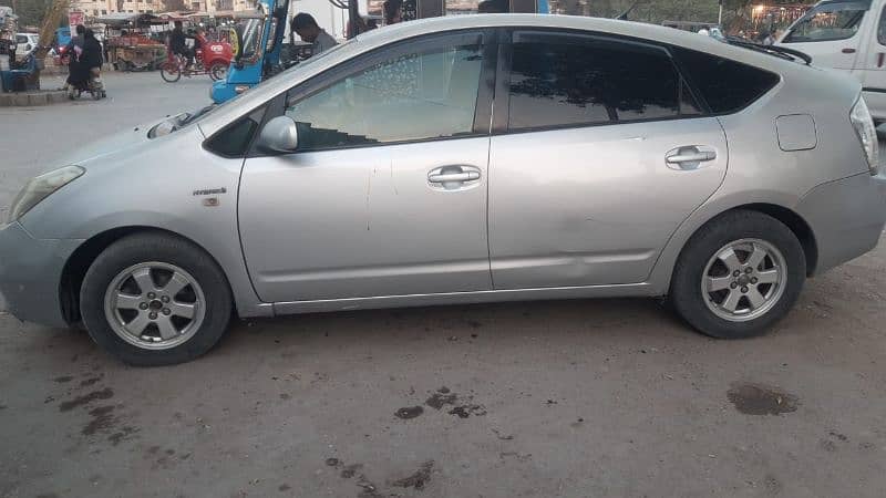 Toyota Prius 2010 reg 2014 urgent sale 3