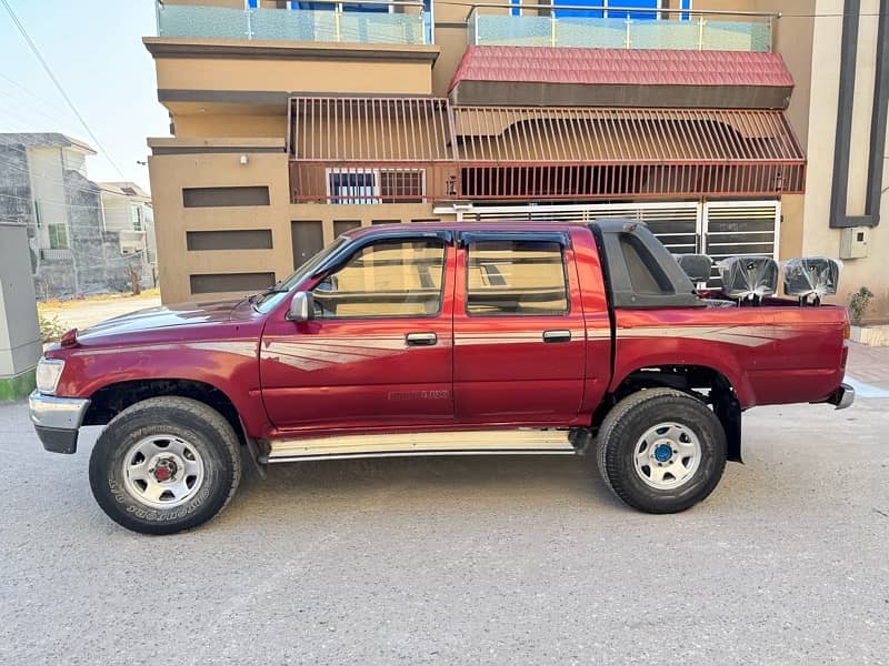 Toyota Hilux double cebin 2.8 3