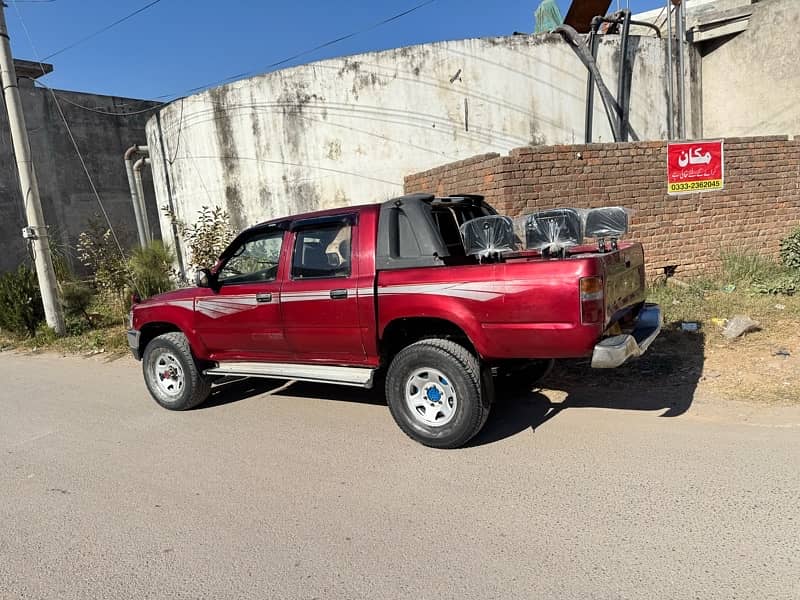 Toyota Hilux double cebin 2.8 8