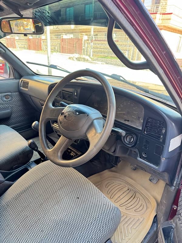 Toyota Hilux double cebin 2.8 10