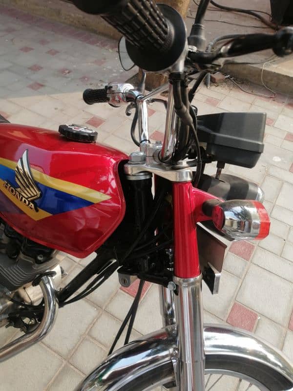 CG 125 HONDA 9